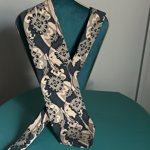 Vintage 70s Arnold Scaasi Italian Silk Black Gray Blue Taupe Abstract Floral - Picture 5 of 5